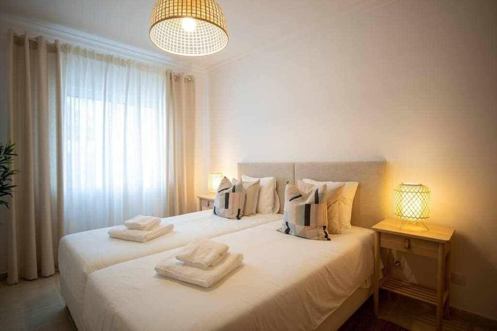 Modern 3Br Apt W/ Lg Terrace, Bbq, Ac & Parking Тавіра Екстер'єр фото