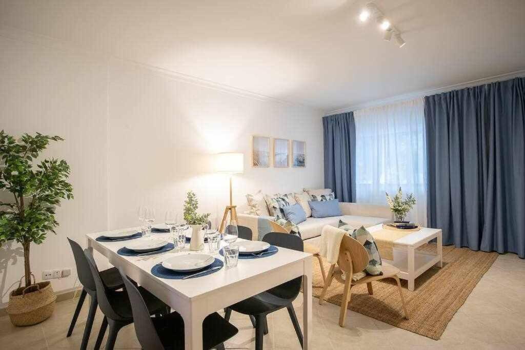 Modern 3Br Apt W/ Lg Terrace, Bbq, Ac & Parking Тавіра Екстер'єр фото